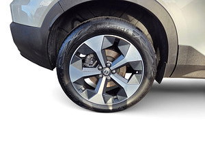 Volvo XC40 thumbnail