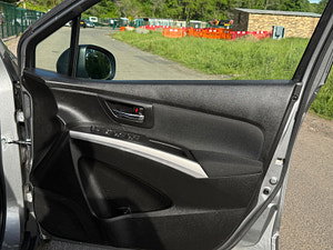 Suzuki SX4 S-Cross thumbnail
