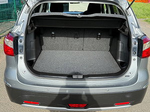 Suzuki SX4 S-Cross thumbnail