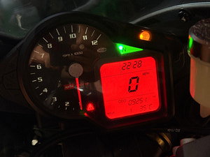 Aprilia Rsv 1000 thumbnail
