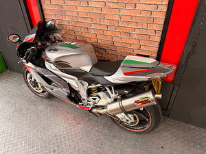 Aprilia Rsv 1000 thumbnail