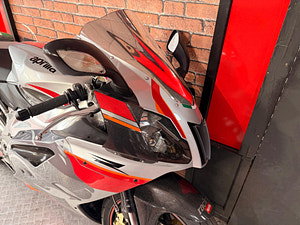 Aprilia Rsv 1000 thumbnail