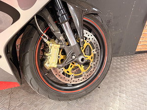 Aprilia Rsv 1000 thumbnail
