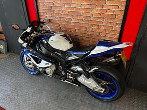 BMW HP4 thumbnail