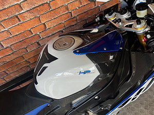 BMW HP4 thumbnail