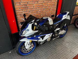 BMW HP4 thumbnail