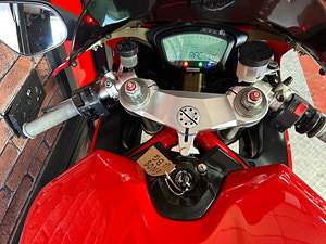 DUCATI 848 thumbnail