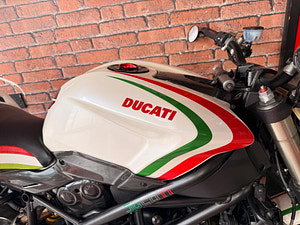 DUCATI Streetfighter 1100 thumbnail