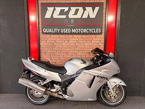 Honda CBR1100XX Super Blackbird thumbnail