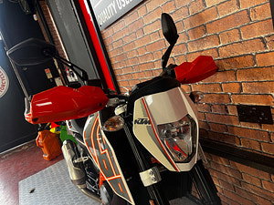KTM 690 Duke thumbnail