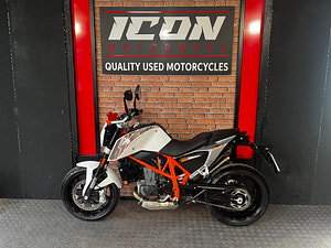 KTM 690 Duke thumbnail