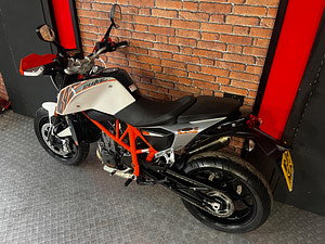 KTM 690 Duke thumbnail