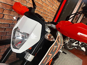 KTM 690 Duke thumbnail