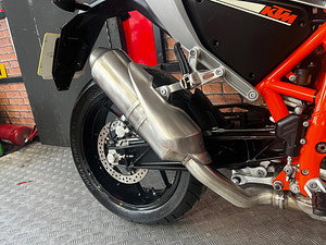 KTM 690 Duke thumbnail