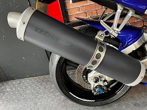 Yamaha R1 thumbnail