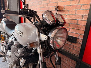 Yamaha XJR1300 thumbnail