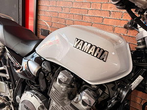 Yamaha XJR1300 thumbnail