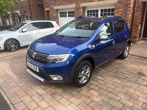 Dacia Sandero Stepway thumbnail