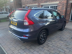 Honda CR-V thumbnail