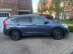 Honda CR-V thumbnail