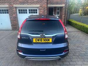 Honda CR-V thumbnail