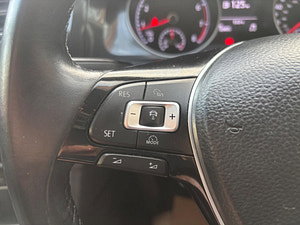 Volkswagen Golf thumbnail