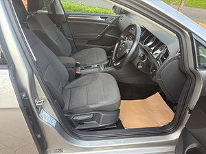 Volkswagen Golf thumbnail