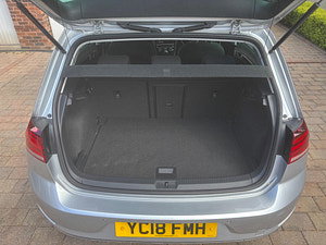 Volkswagen Golf thumbnail