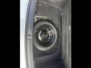 Volkswagen Golf thumbnail