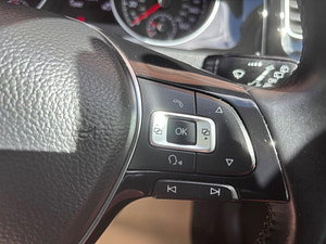 Volkswagen Golf thumbnail