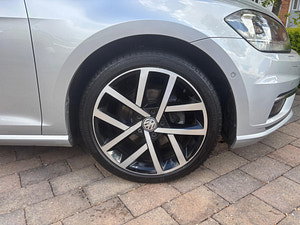 Volkswagen Golf thumbnail