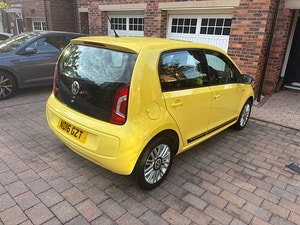 Volkswagen up! thumbnail