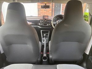 Volkswagen up! thumbnail
