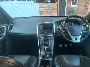 Volvo XC60 thumbnail