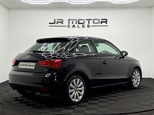 Audi A1 thumbnail