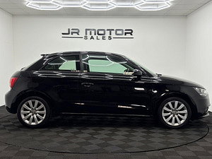 Audi A1 thumbnail