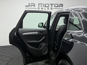 Audi Q5 thumbnail
