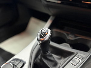BMW 1 Series thumbnail