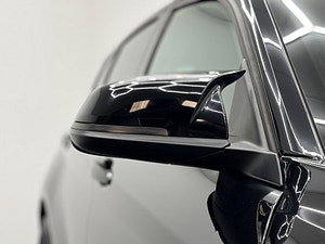 BMW 1 Series thumbnail