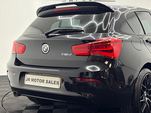 BMW 1 Series thumbnail