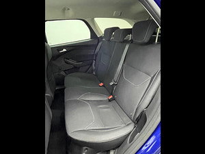 Ford Focus thumbnail
