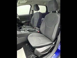 Ford Focus thumbnail