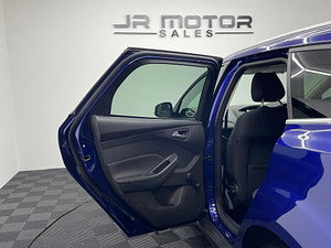 Ford Focus thumbnail