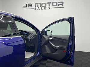 Ford Focus thumbnail