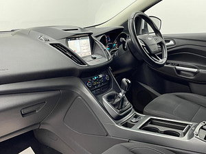 Ford Kuga thumbnail