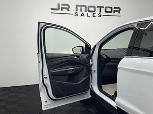 Ford Kuga thumbnail