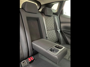 Nissan Qashqai thumbnail