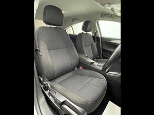 Vauxhall Insignia thumbnail