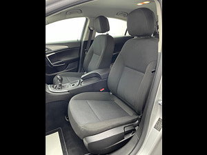 Vauxhall Insignia thumbnail