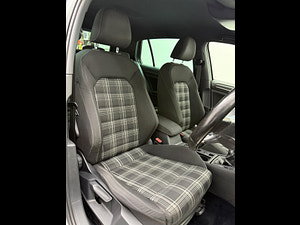 Volkswagen Golf thumbnail